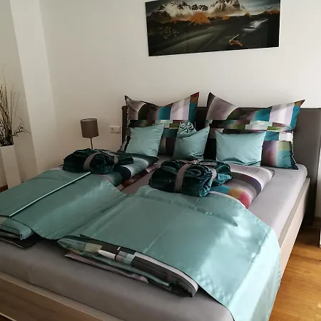 Ferienwohnung Lienz * 利恩茨