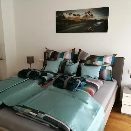 Ferienwohnung Lienz * 利恩茨